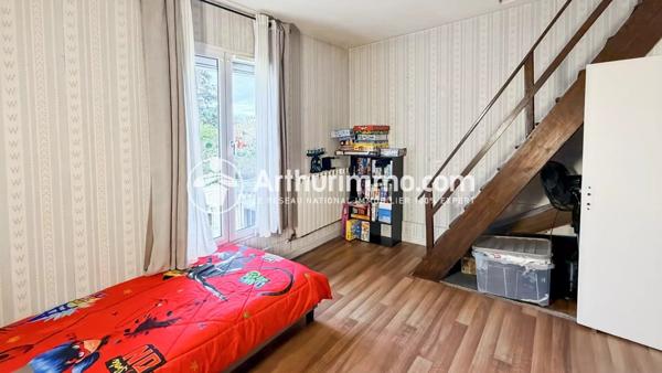 Vente Maison 4 pièces 83 m2 à Saintry-sur-Seine