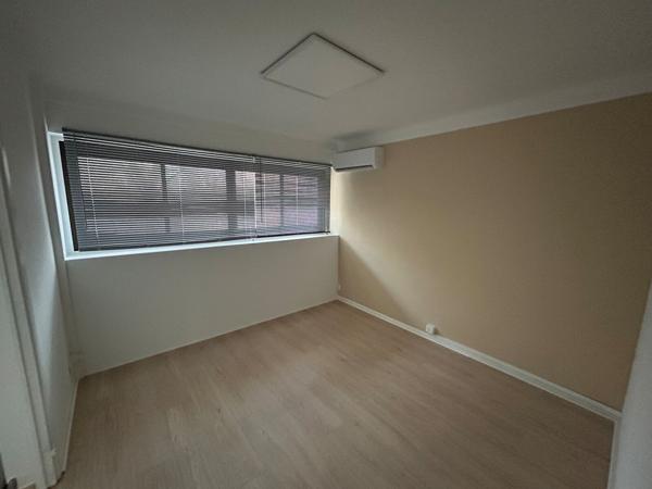 Locaux commercial et bureaux à vendre - 170 m2 - Perpignan