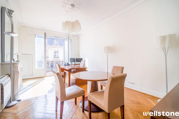 Bureaux à louer à PARIS 75008