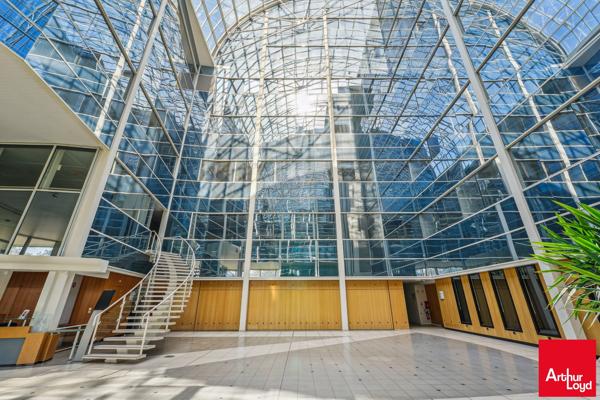 Bureaux à louer rénovés à Cergy proche RER A et centre commercial