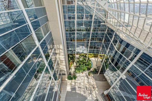 Bureaux à louer rénovés à Cergy proche RER A et centre commercial