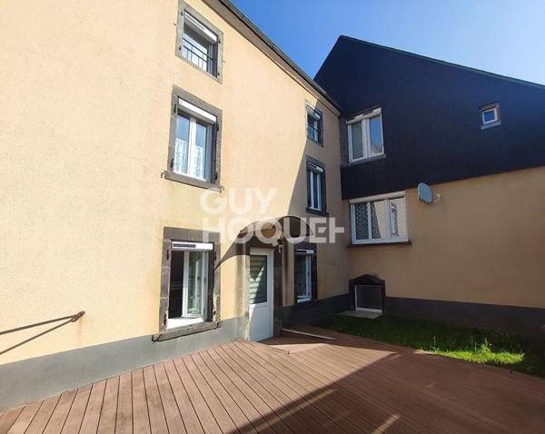 Lot de 2 Immeubles à Aydat