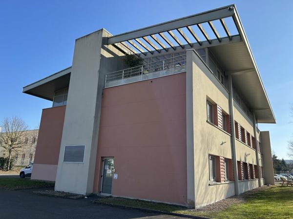 BUREAUX à LOUER de 1249 m²