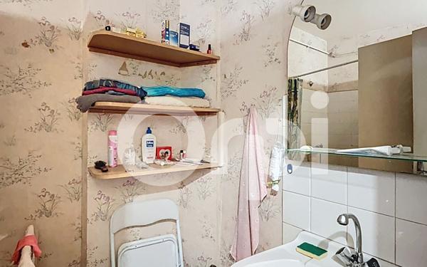 Appartement à vendre    1 pièce •  Brive-la-Gaillarde