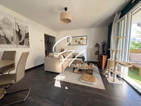 Appartement 3 pièces avec balcon et garage – Voiron centre-ville