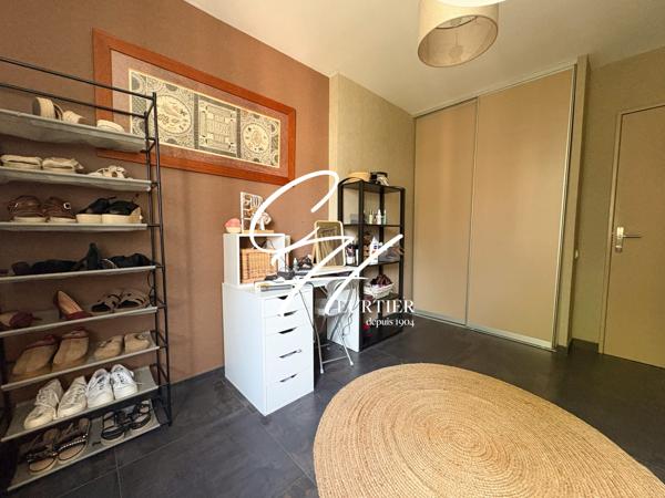 Appartement 3 pièces avec balcon et garage – Voiron centre-ville