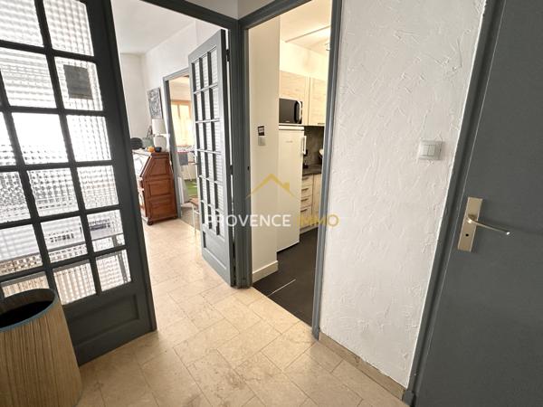 Salon-de-Provence (13300) Appartement 35,65 m² – Résidence entretenue – Idéal investisseur avec locataire en place