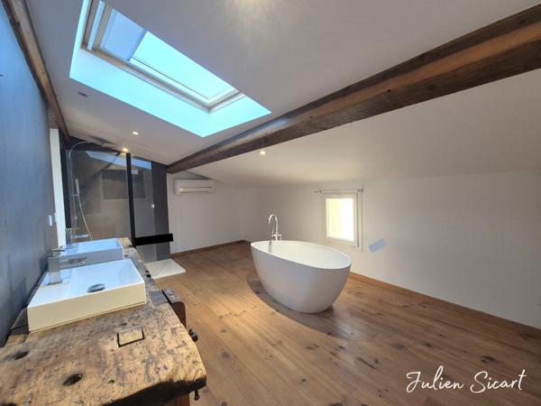 Maison de caractère avec trois chambres et jardin