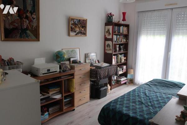 Appartement T3 - 3ème étage avec ascenseur - Balcon - Cave - stationnement . 85,65 m².