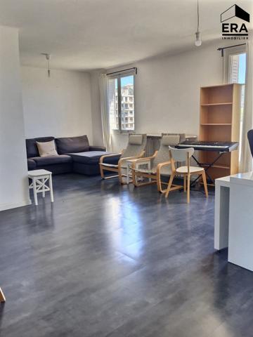 A louer appartement de type 3 avec balcon à Marseille 13009 Saint Marguerite