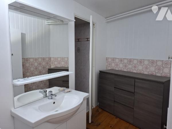 A vendre Maison individuelle construite en briques située à Beauval