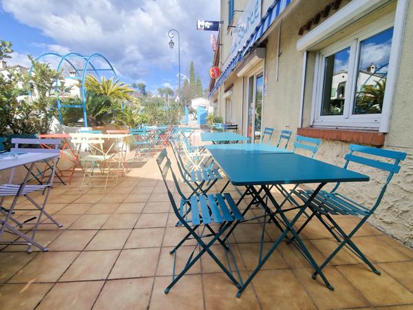 Local Commercial 6 pièces - 180 m²