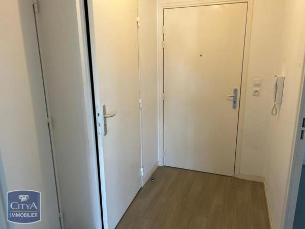 Appartement à louer 3 pièces 54.28m² Saint-Fargeau-Ponthierry (77310)
