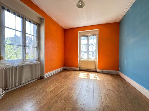 Maison - 7 pièces - 161 m²