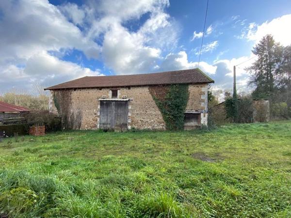 Grange à vendre |  Pressignac |  2 pièces | 427 m²