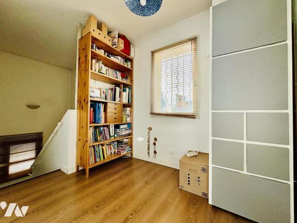 Maison individuelle de 110 m² à Solliès-Pont avec piscine et garage 