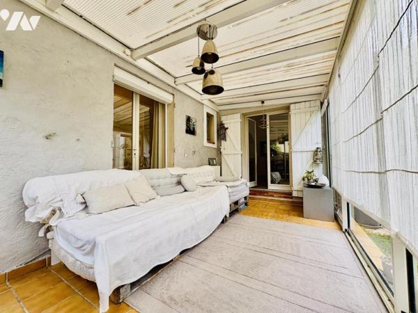 Maison individuelle de 110 m² à Solliès-Pont avec piscine et garage 