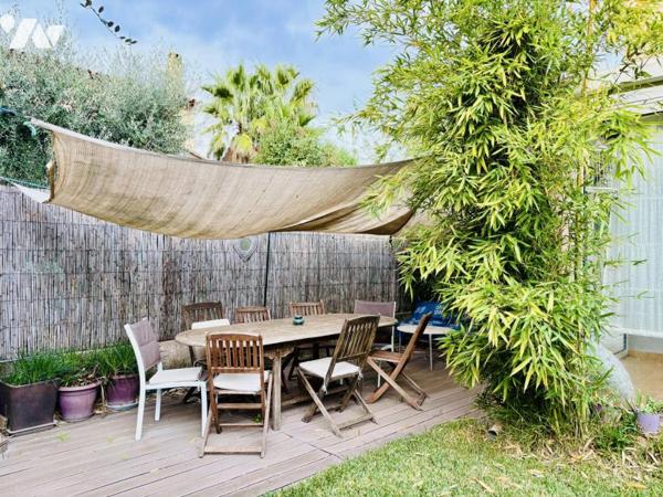 Maison individuelle de 110 m² à Solliès-Pont avec piscine et garage 