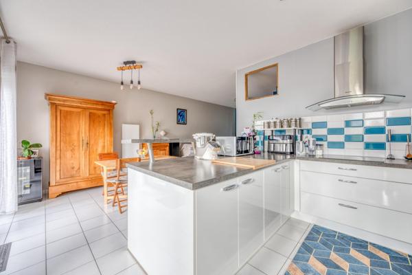 MERIGNAC- Limite BORDEAUX : Appt ou maison ? 3 ch, jardin