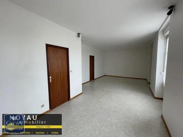 Appartement à louer 2 pièces 54.8m²