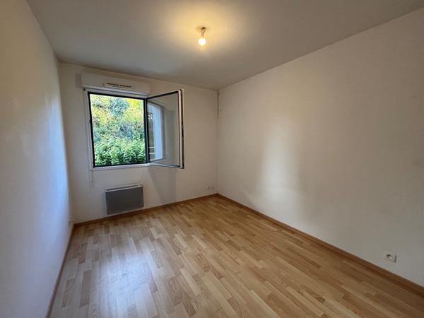 Appartement Auray 3 pièce(s) 66 m2 avec garage et parking. , Auray
