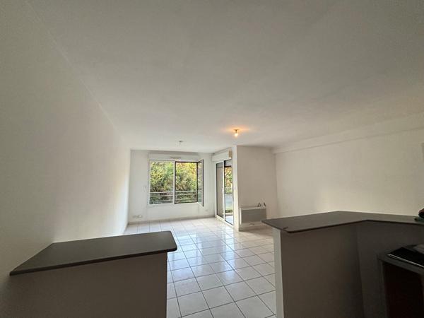 Appartement Auray 3 pièce(s) 66 m2 avec garage et parking. , Auray