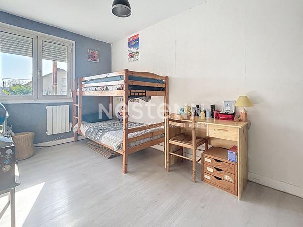 Maison à vendre Brive La Gaillarde - 132m2 - Quartier Ribot - 5 Chambres - Piscine couverte - Véranda - Carport