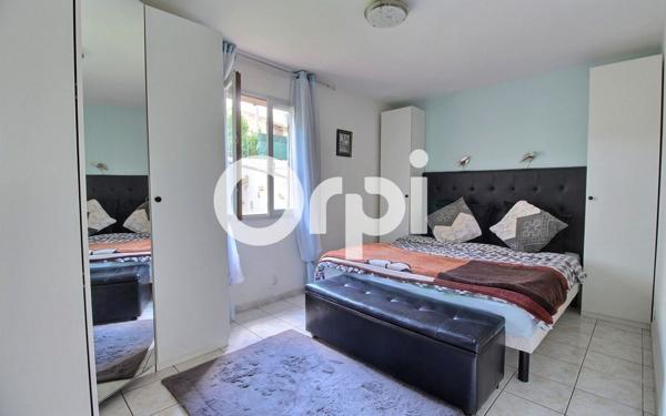 Maison à vendre    5 pièces •  Marseille 13