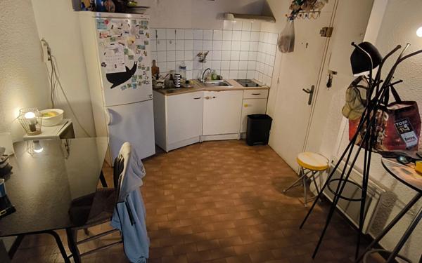 Appartement à vendre    2 pièces • 25 m2 Nîmes