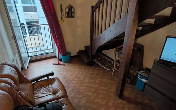 Appartement à vendre    2 pièces • 25 m2 Nîmes