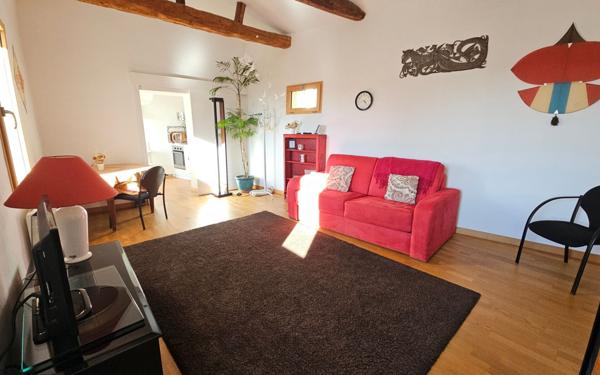 Maison à vendre    3 pièces • 62,23 m2 Forcalquier