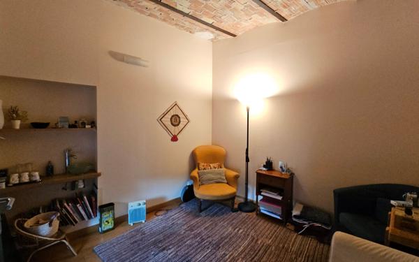 Maison à vendre    3 pièces • 62,23 m2 Forcalquier