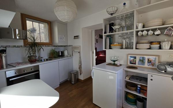 Maison à vendre    3 pièces • 62,23 m2 Forcalquier