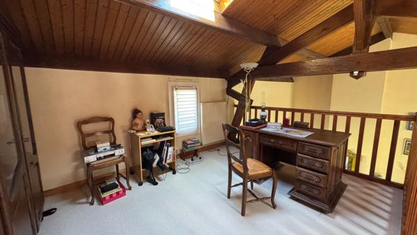 Maison 9 pièce(s) 176 m2