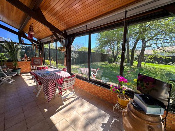 Maison 9 pièce(s) 176 m2