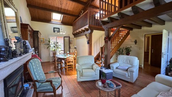 Maison 9 pièce(s) 176 m2