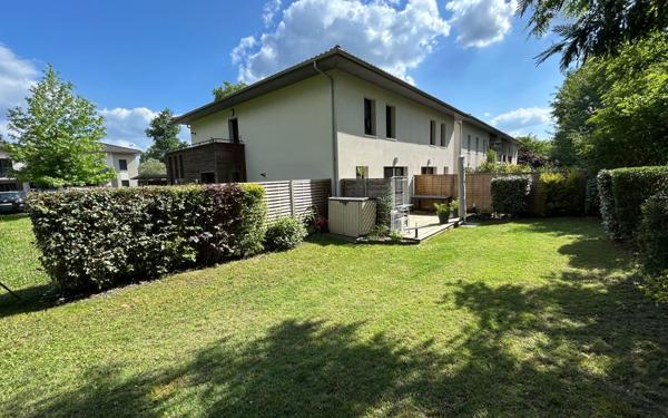 Appartement à vendre    3 pièces • 65,20 m2 Pessac