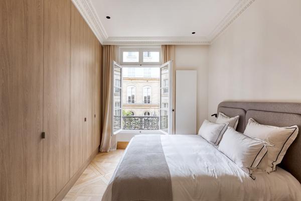 Vente Appartement de luxe Paris 7 5 Pièces 182 m²