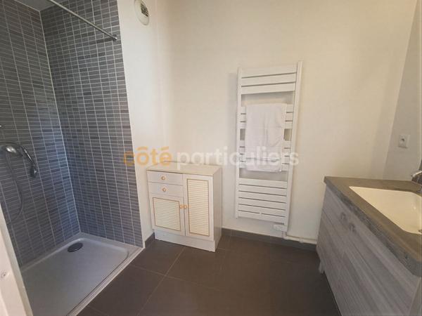 Vente
                Appartement27 m² - 1 Pièce -
                    CLAMART (92140)