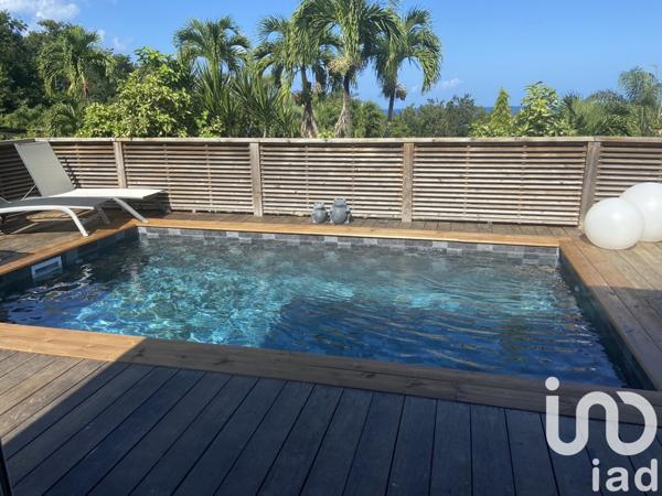 Maison 4 pièces de 90 m² à Deshaies (97126)