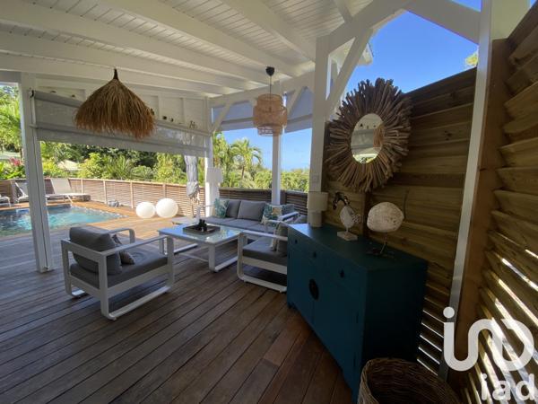 Maison 4 pièces de 90 m² à Deshaies (97126)