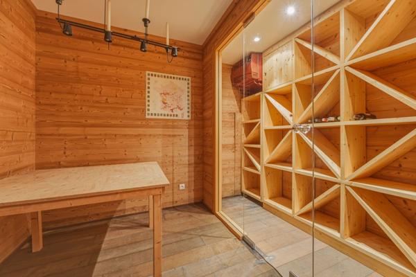 Vente Maison de luxe Divonne-les-Bains 12 Pièces 517.55 m²