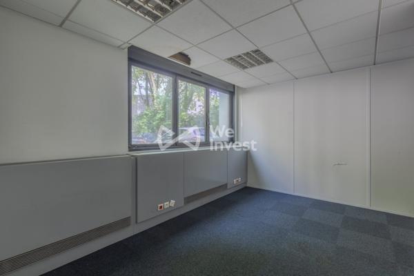 À VENDRE – Bureau de 104 m² en rez-de-chaussée – Villeurbanne