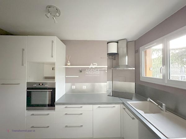 CHAVILLE - Beau 3/4 pièces traversant avec balcon 285 000 € **  - Référence  743-C
