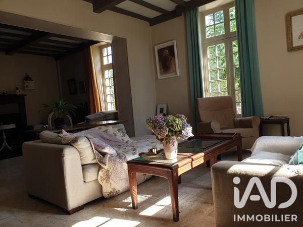 Maison à vendre 9 pièces 303 m² Villecomtal-sur-Arros