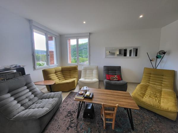 Vente / Maison et grand terrain