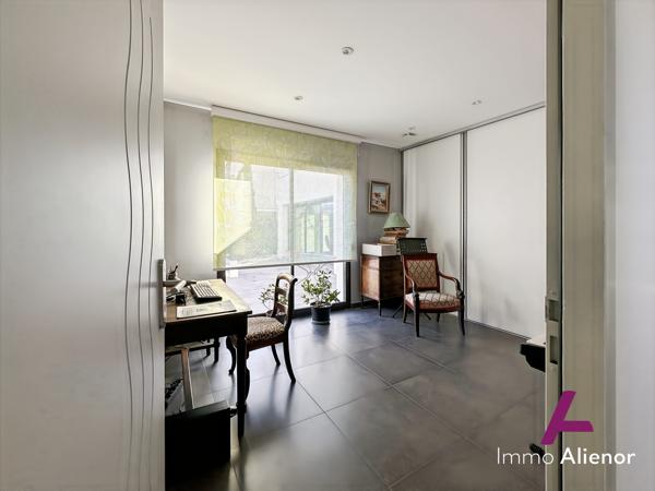 MAISON D'ARCHITECTE CONTEMPORAINE AUDENGE