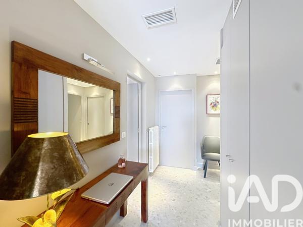 Maison à vendre 10 pièces 280 m² Villeneuve-lès-Avignon