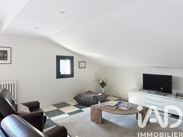 Maison à vendre 10 pièces 280 m² Villeneuve-lès-Avignon