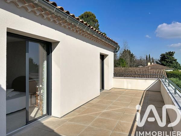 Maison à vendre 10 pièces 280 m² Villeneuve-lès-Avignon